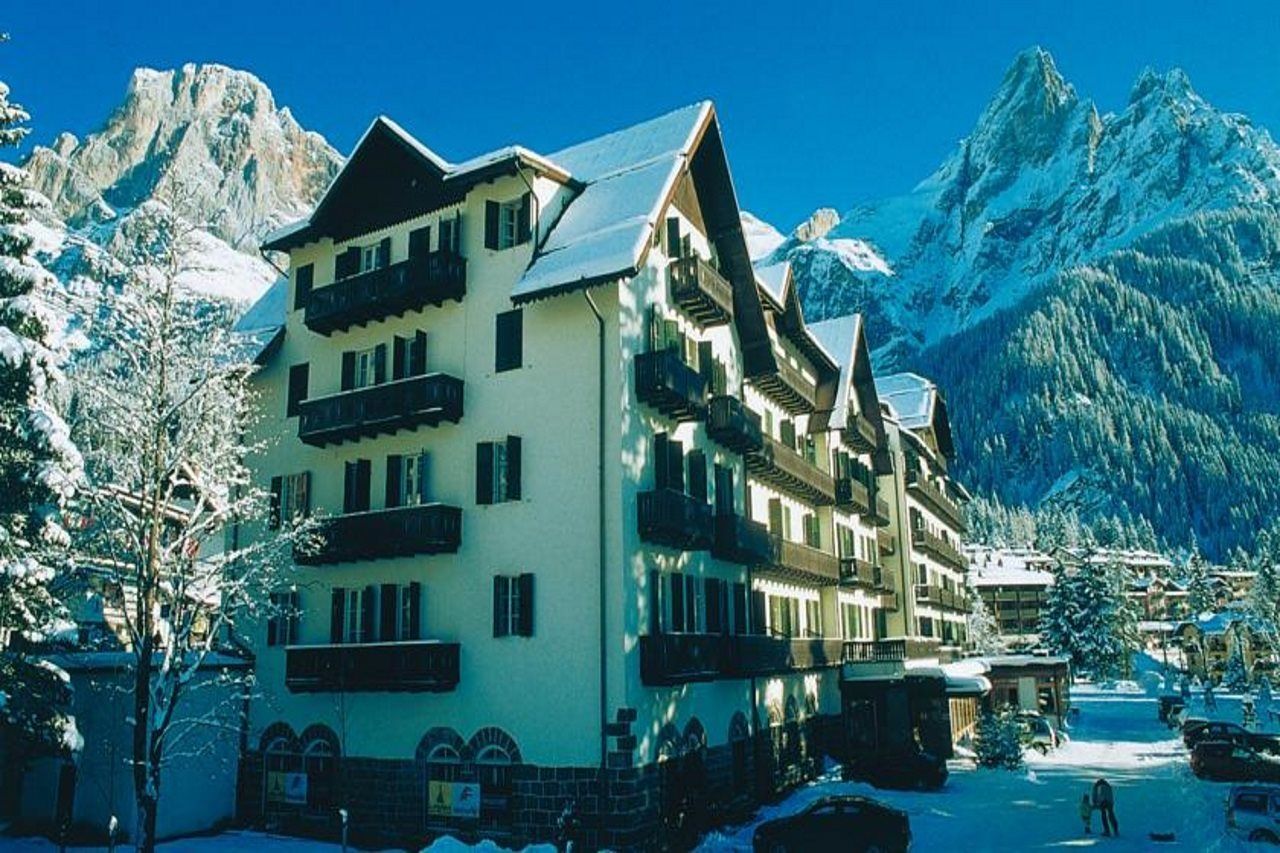 Th San Martino - Majestic Dolomiti Hotel サン・マルティーノ・ディ・カストロッツァ エクステリア 写真